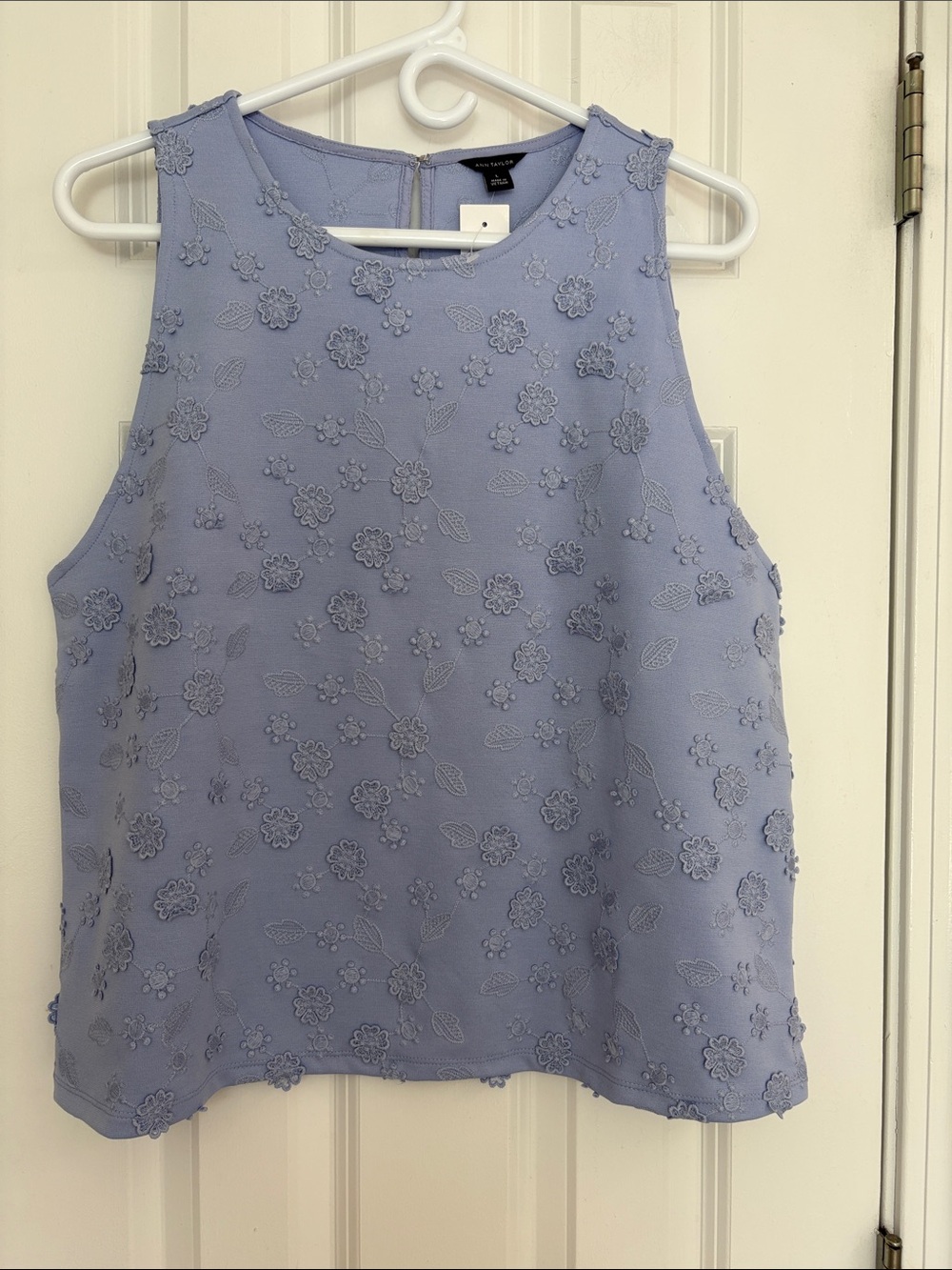 Ann Taylor Lavender Blue Embroidered Floral Sleeveless Top